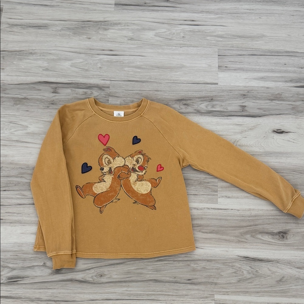 Women’s Disney Tan Sweatshirt with Chip and Dale Heart Design size XS - Picture 5 of 11